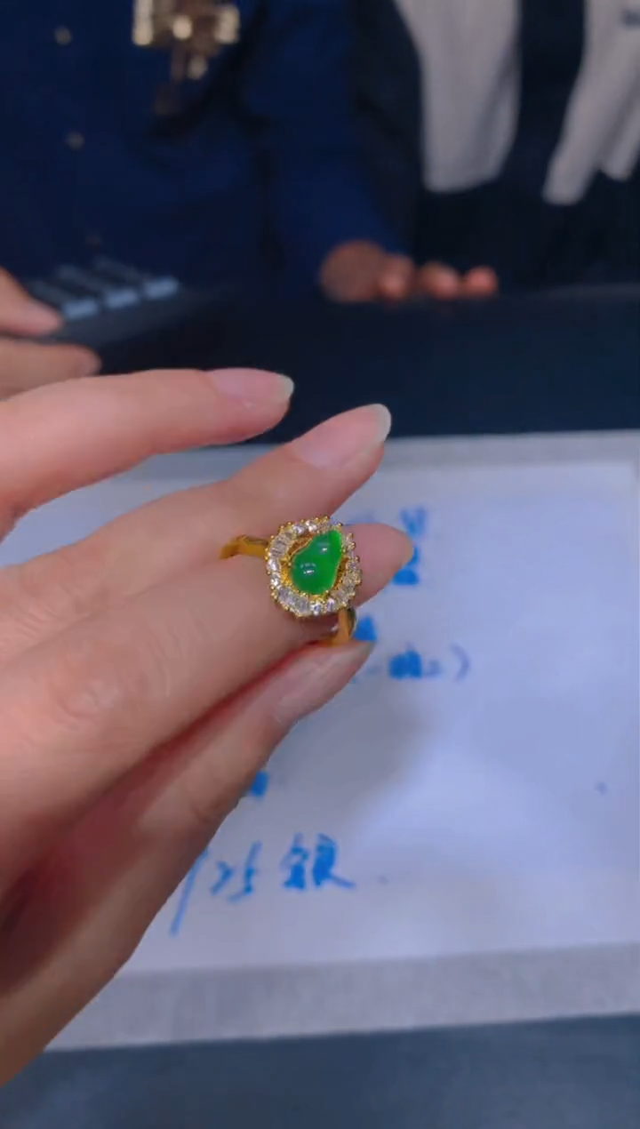 【闪购商品】定制翡翠未镶嵌58制翡翠多样性发其一