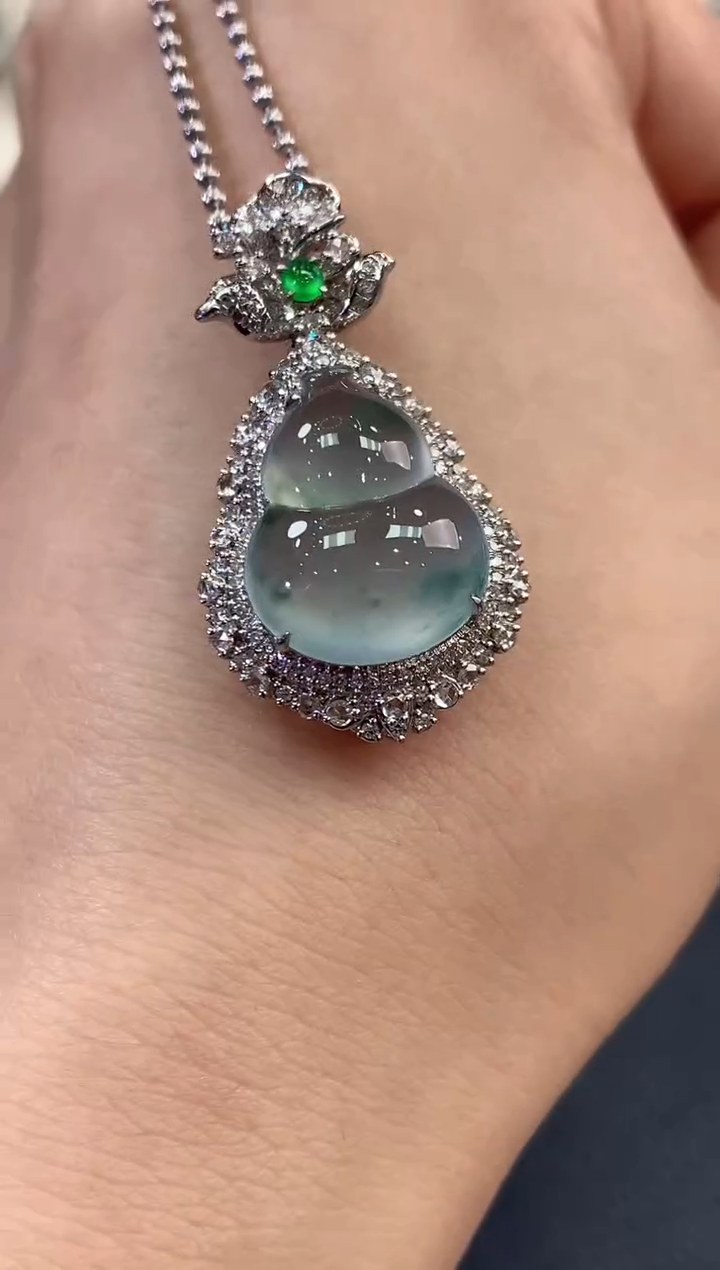 【闪购商品】翡翠吊坠(不含链)18K金镶嵌c125