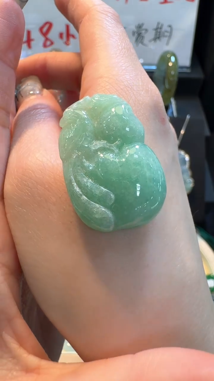 【闪购商品】翡翠挂件未镶嵌葫芦