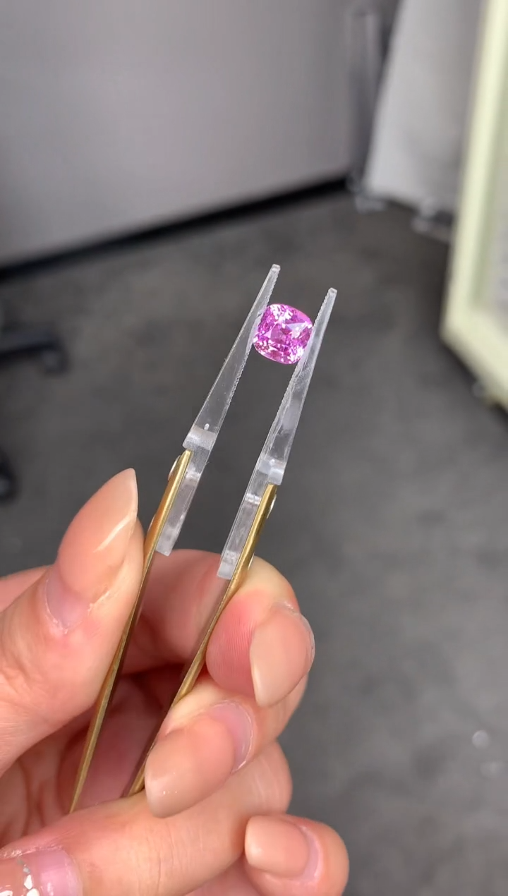 【闪购商品】彩色蓝宝石裸石未镶嵌2ct紫蓝宝