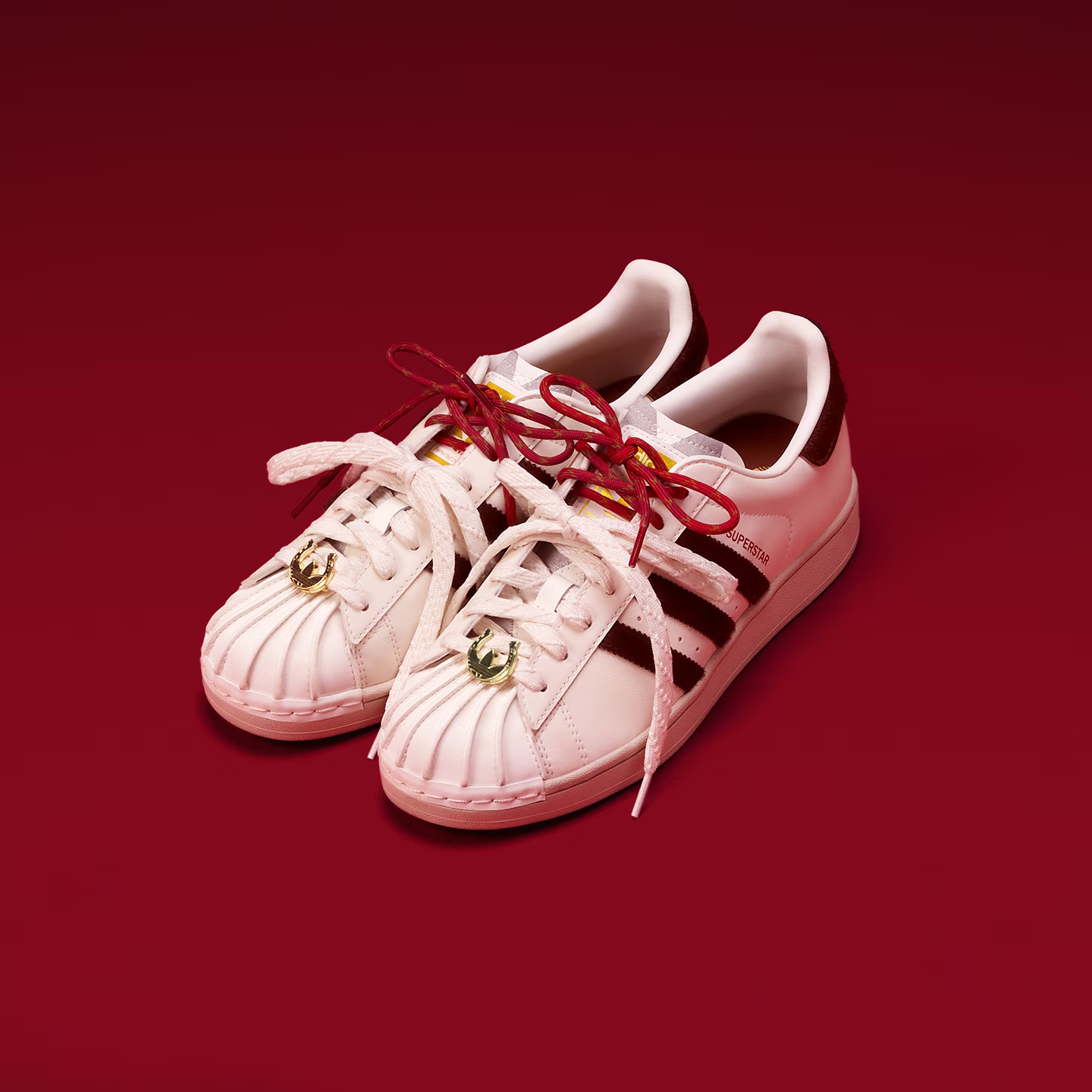 阿迪达斯/adidas三叶草新年款经典贝壳头运动板鞋小白鞋 KJ6293