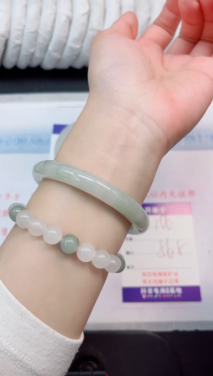 【闪购商品】石英质玉手镯未镶嵌106#56.5