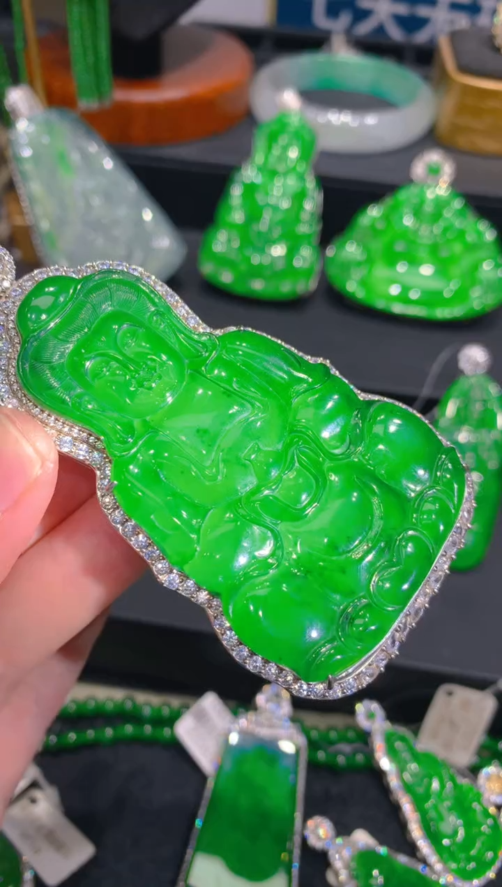 【闪购商品】翡翠颈饰银S925镶嵌一季