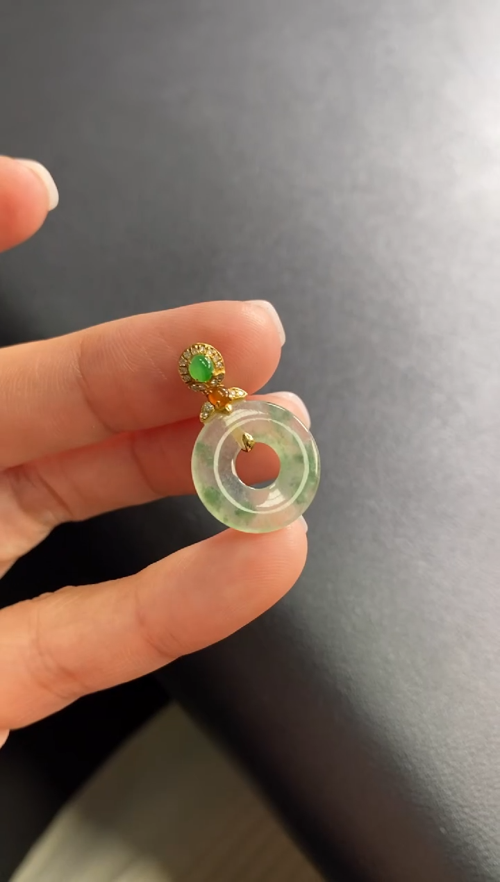 【闪购商品】翡翠颈饰18K金镶嵌不退不换 无鉴赏期