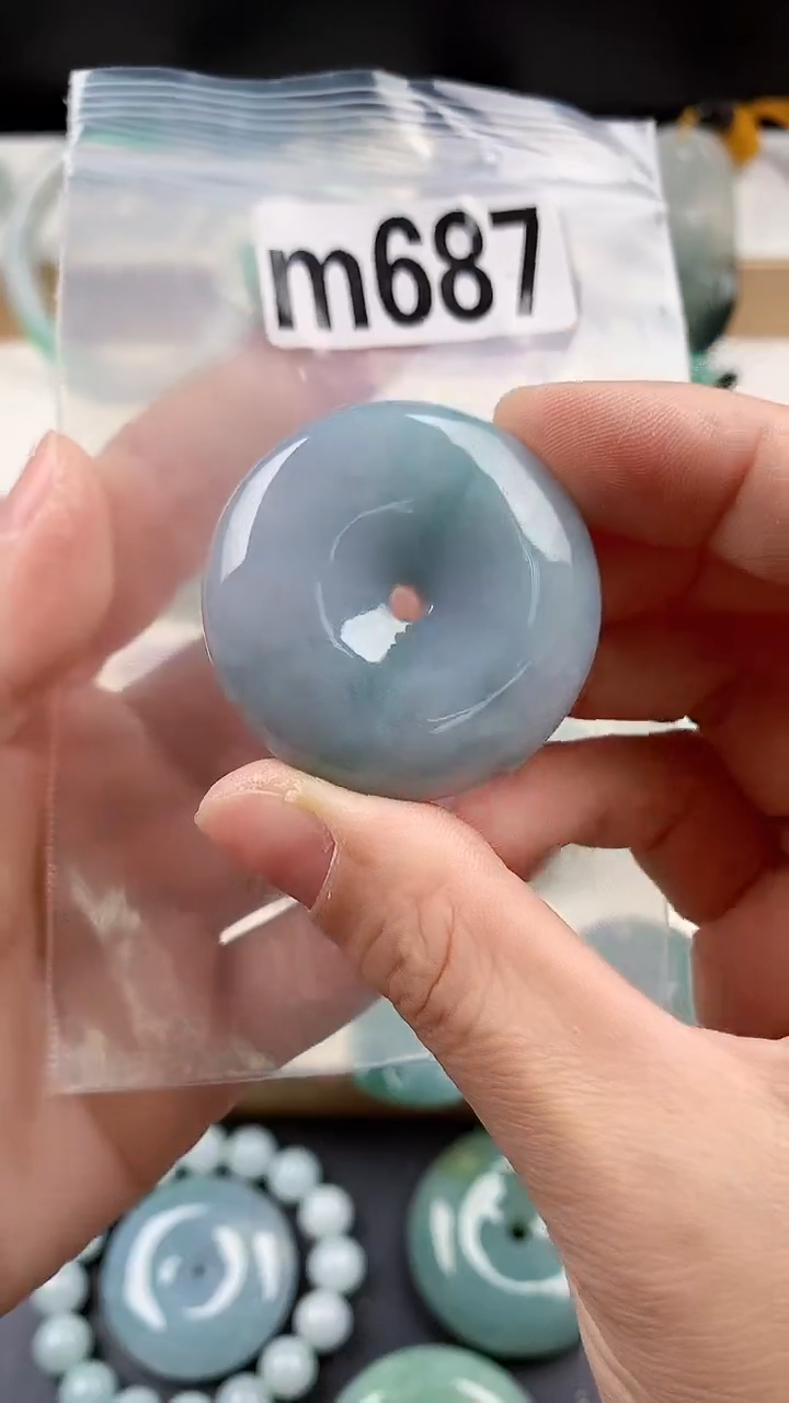 颈饰未镶嵌翡翠天然翡翠吊坠挂件