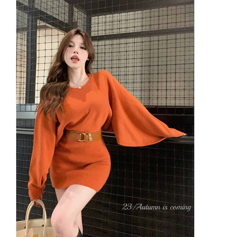 设计感蝙蝠袖送腰带收腰显瘦针织连衣裙纯欲性感圆领套头包臀短裙