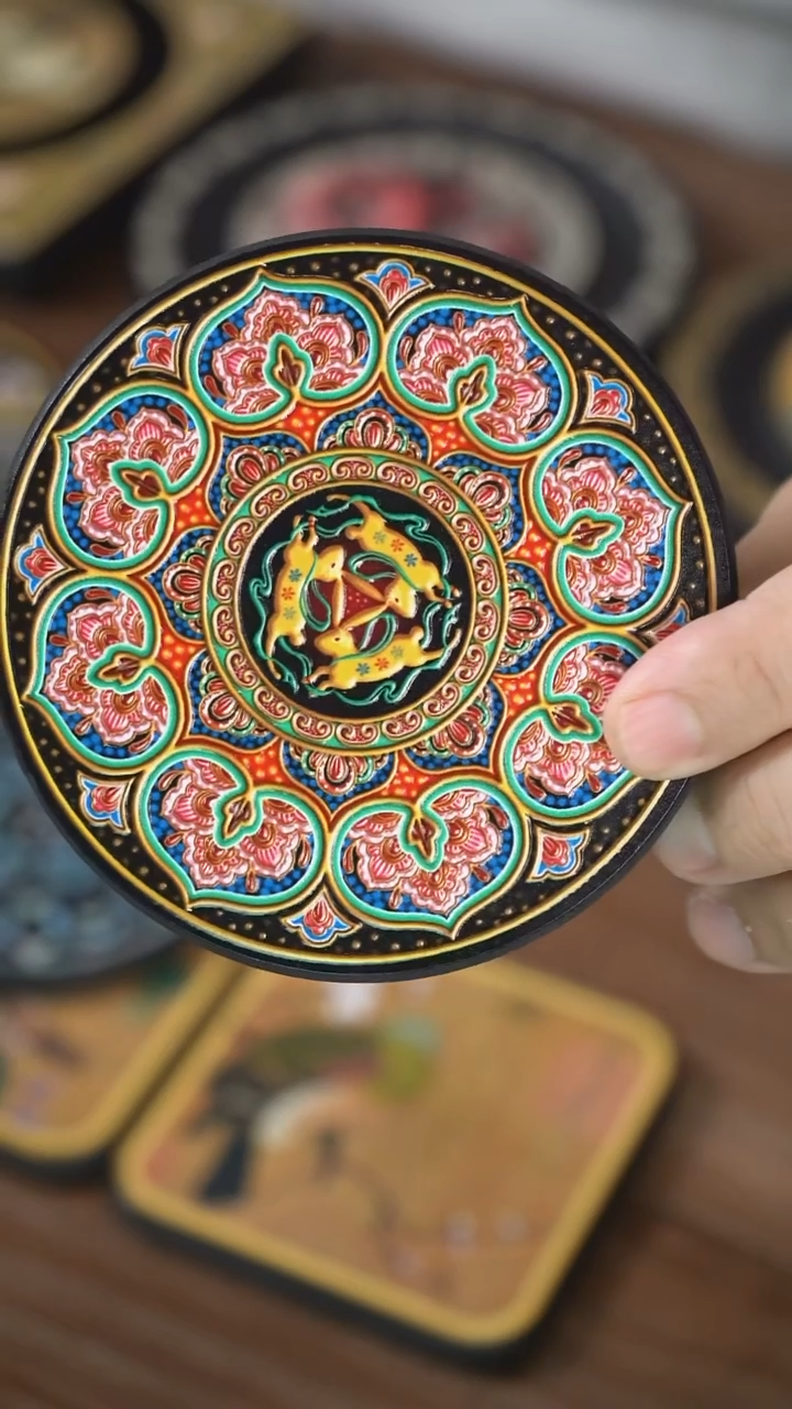 壹藏贰宝三兔共耳杯垫一片