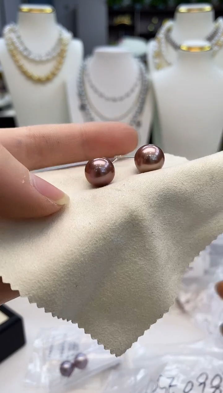 【闪购商品】淡水珍珠耳饰18K金镶嵌淡水耳钉 星空紫