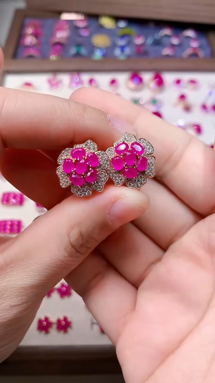 【闪购商品】红宝石耳饰银S925镶嵌000