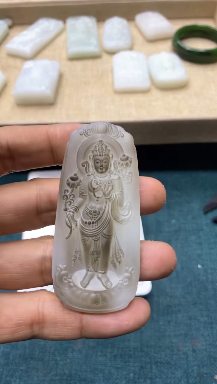 【闪购商品】定制和田玉精品挂件