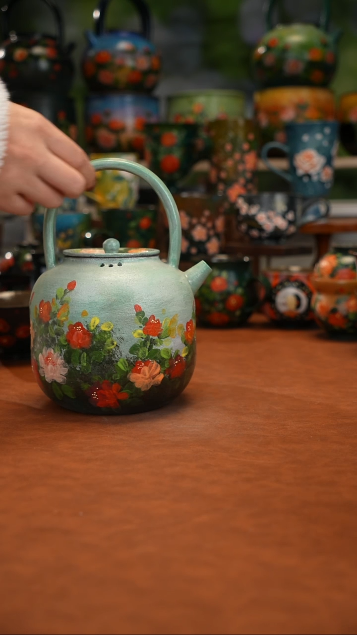 紫砂油画手绘釉下彩