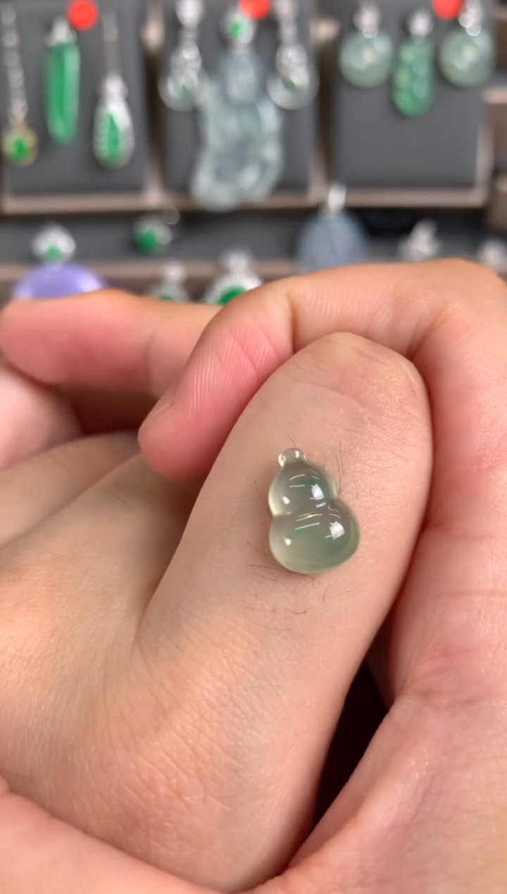 未镶嵌定制翡翠裸玉