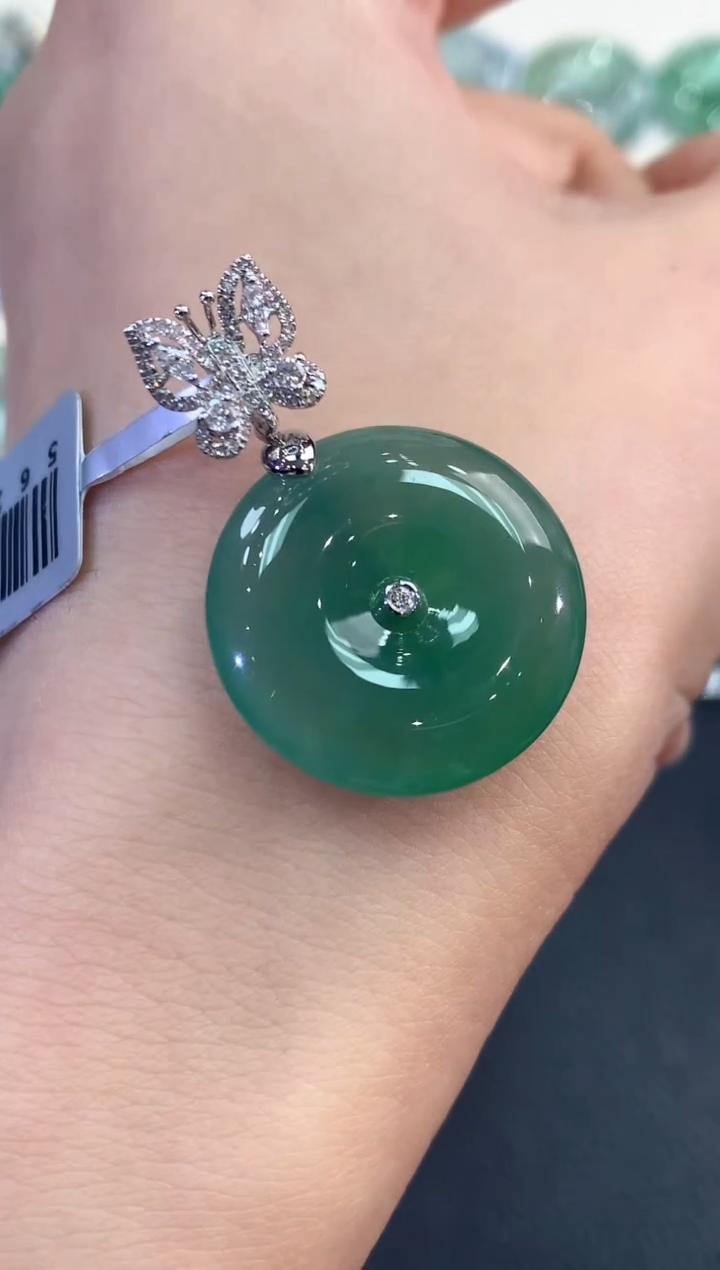 【闪购商品】翡翠吊坠(不含链)18K金镶嵌B44多样性一件发货
