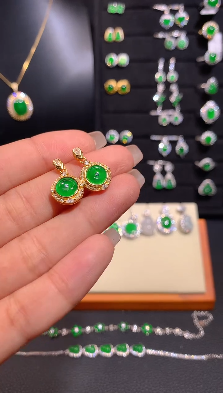 【闪购商品】翡翠耳饰银S925镶嵌多样性