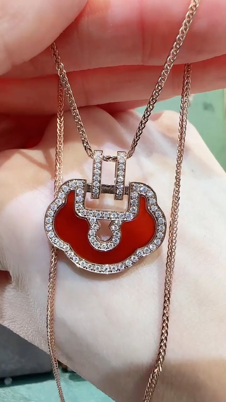 【闪购商品】玛瑙/玉髓吊坠(不含链)18K金镶嵌18K金钻石如意吊坠