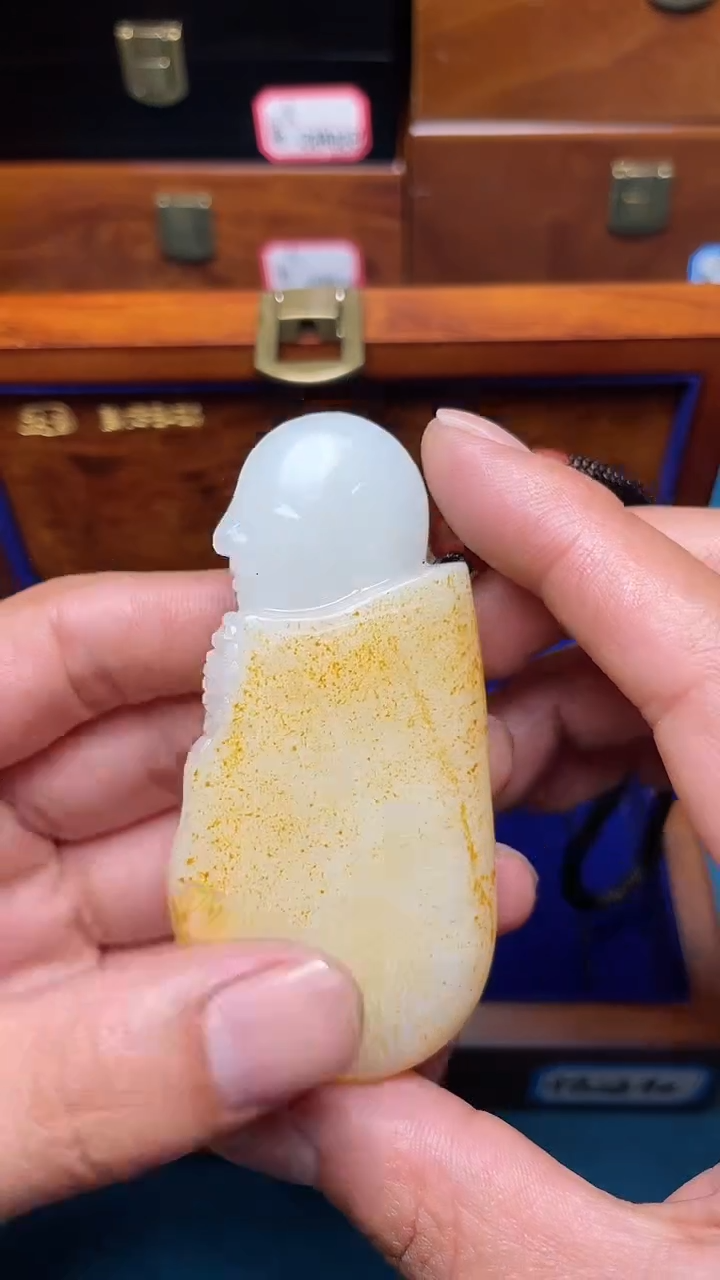 和田玉未镶嵌挂件和田玉