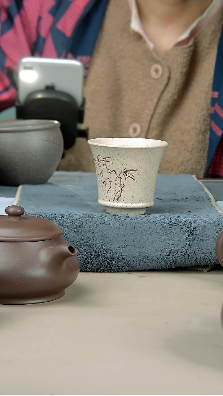茶壶紫砂木*吉白玉段杯子