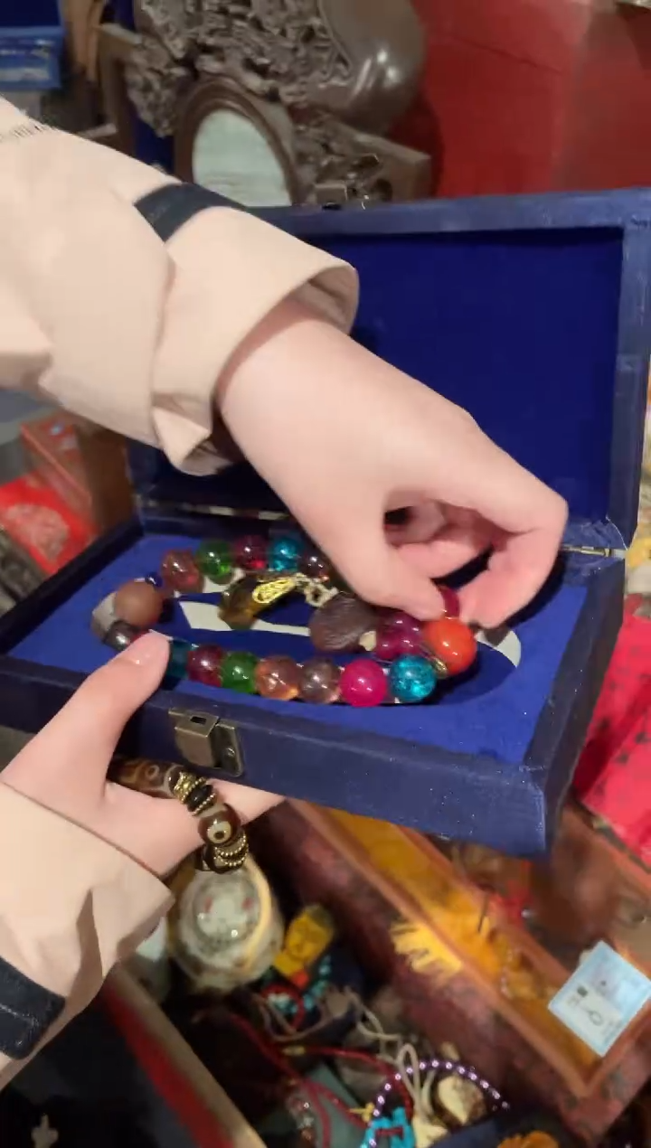 【闪购商品】一一一一一一流利彩手持