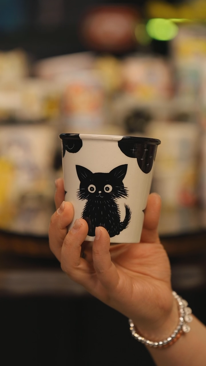 【闪购商品】摆件景德镇釉下彩绘设计师款式陶瓷