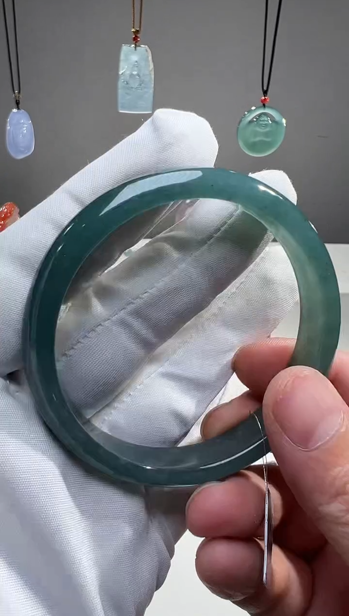 未镶嵌手镯翡翠手镯