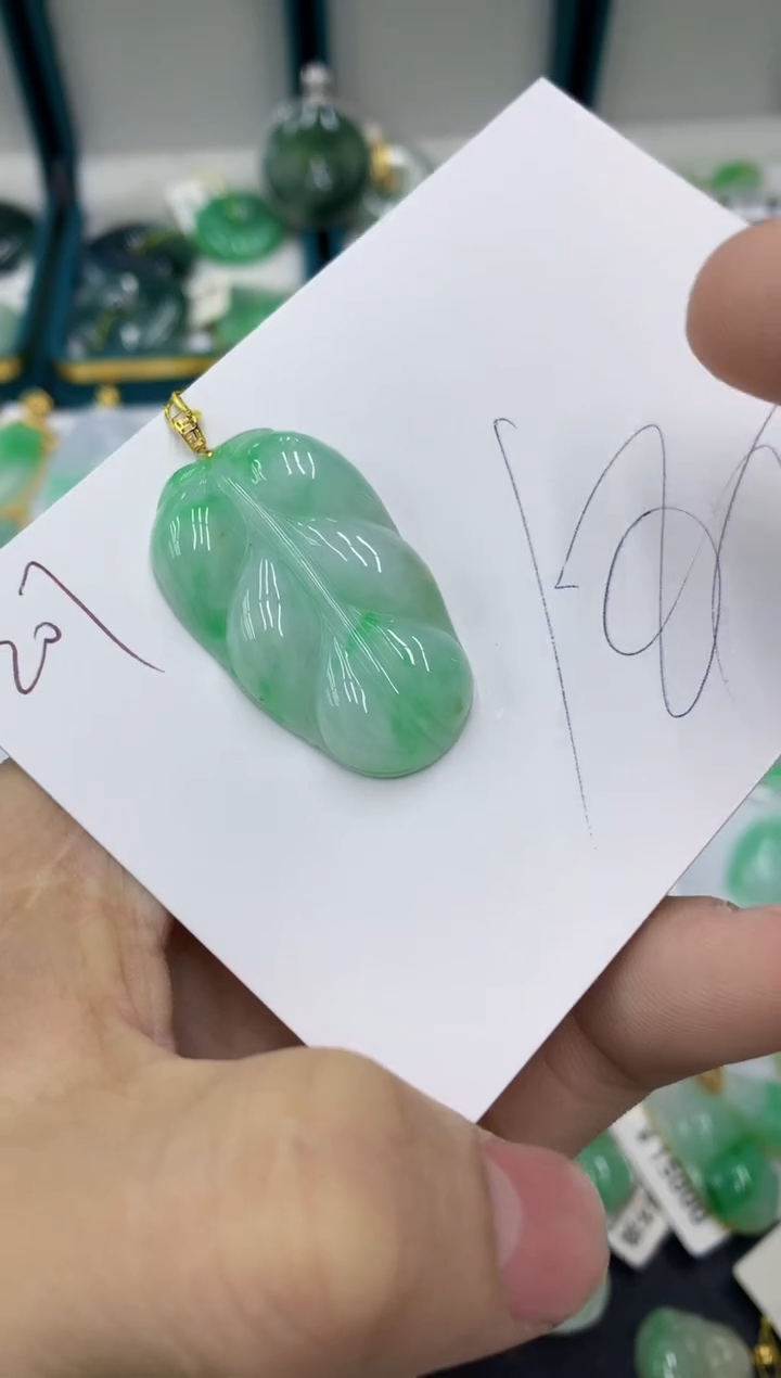 【闪购商品】翡翠颈饰18K金镶嵌11111111111