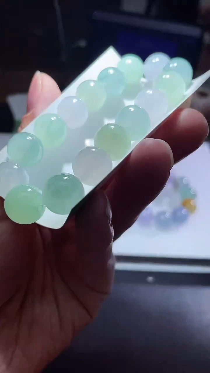 【闪购商品】定制翡翠未镶嵌翡翠