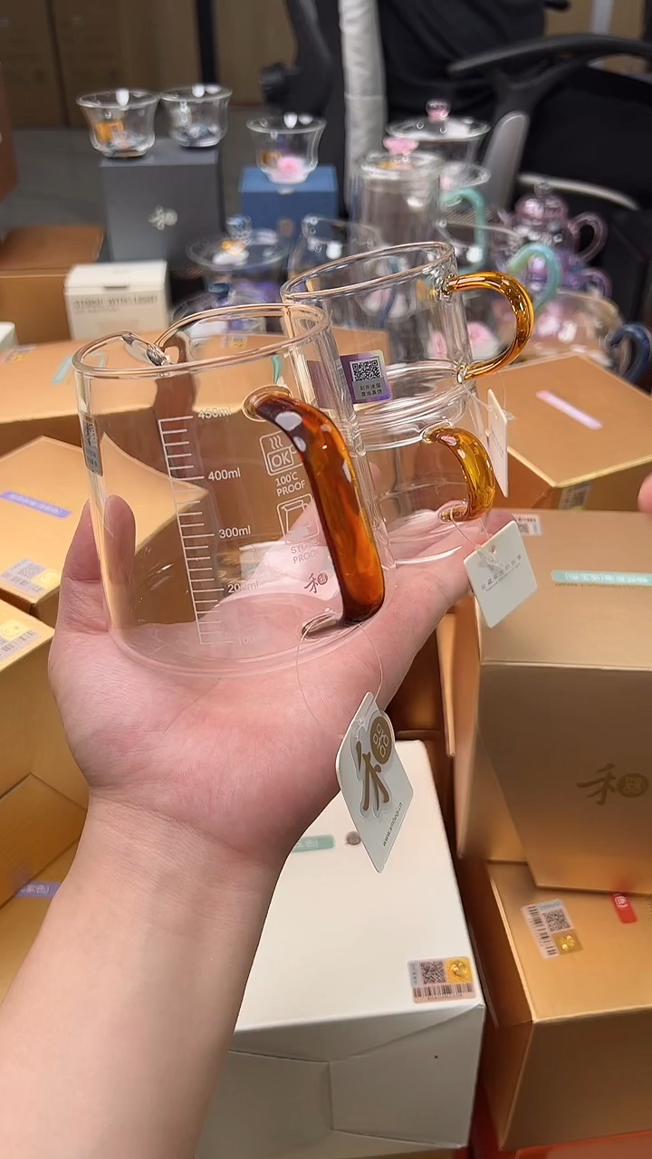 @@禾器晶彩承轩琥珀+逸杯琥珀2只