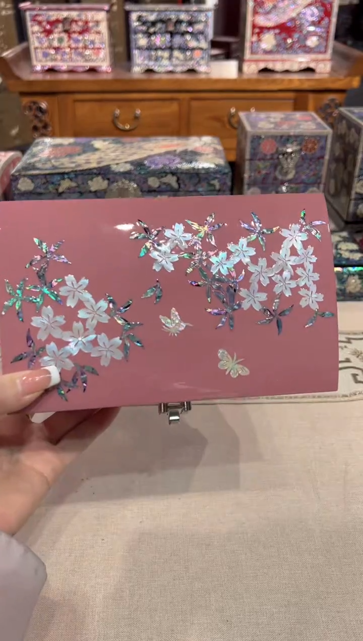 【闪购商品】鱼锁绒布底·弘贝雅螺钿漆器文化馆