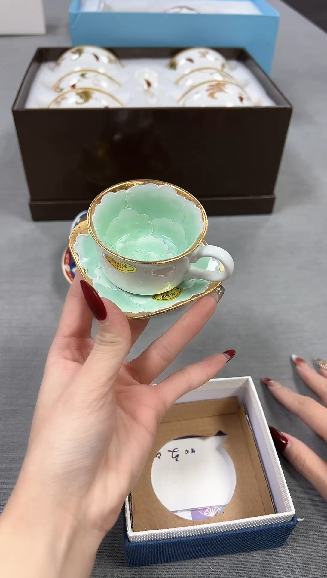 【闪购商品】瓷片新号开播不计成本欢迎点菜！