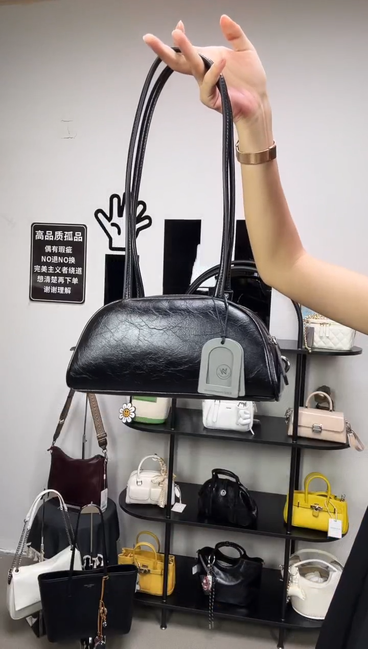 牛皮（革）彩汐轻奢女包编号：82