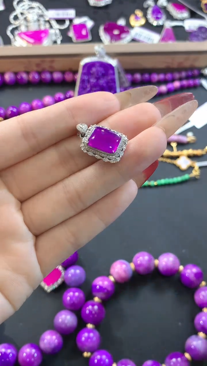 【闪购商品】苏纪石（舒俱来）.18K金镶嵌舒俱来吊坠