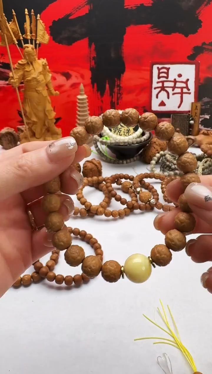 手串猴头核桃舍利手雕送单颗