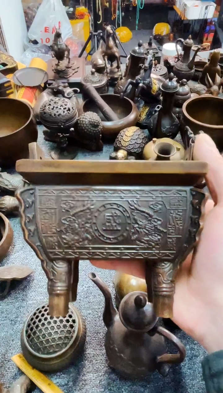 精铜工匠  独具韵味