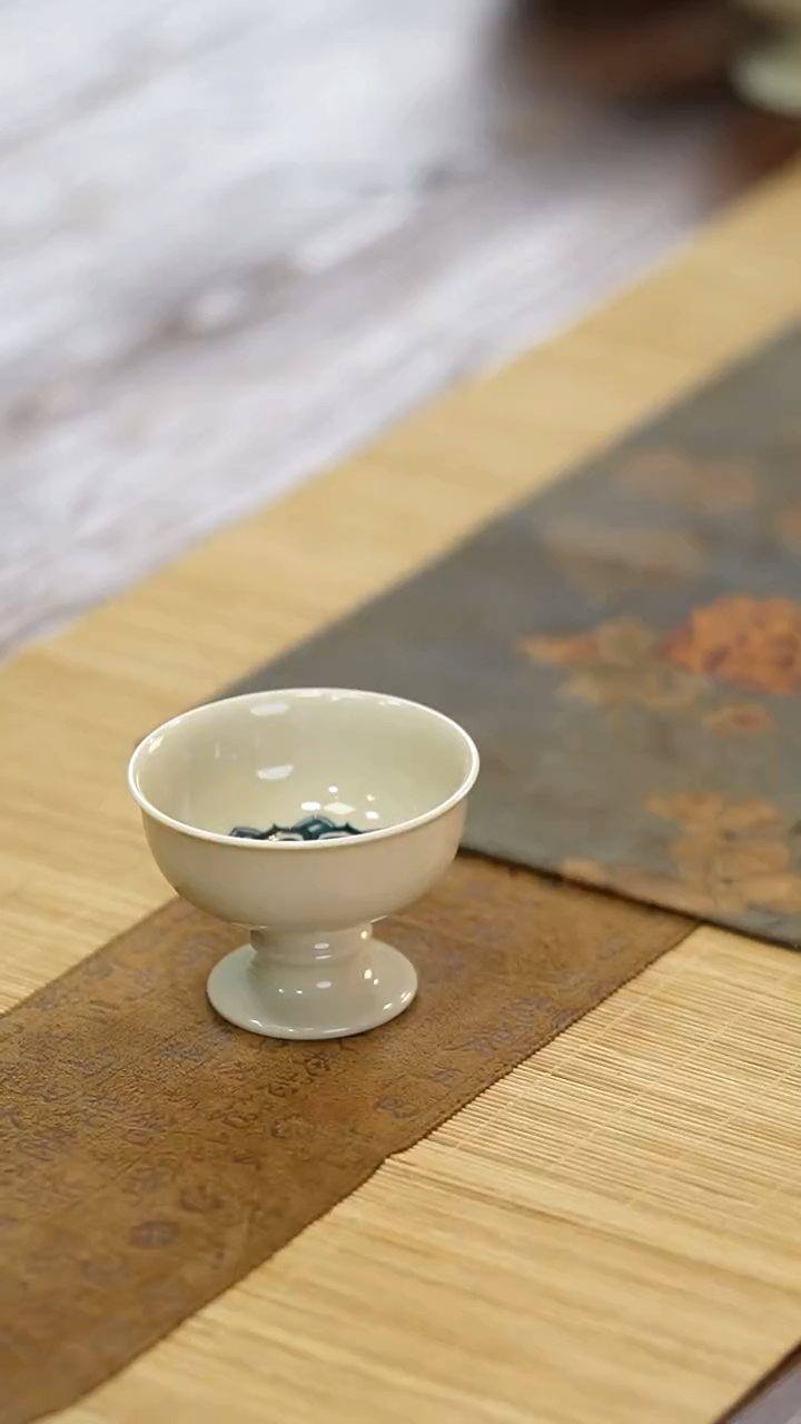 瓷景德镇红丰窑手绘神秘2号釉高足杯