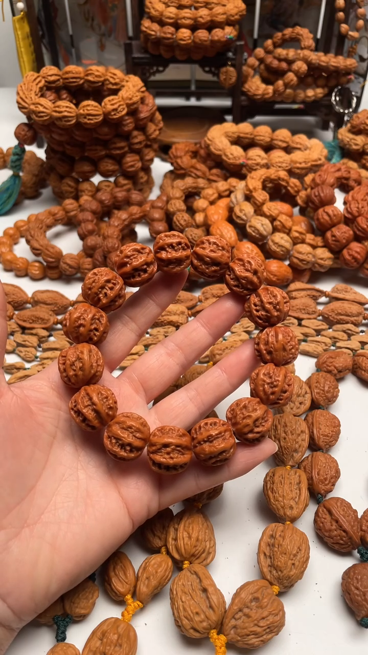 吊坠桃核阿***8小核桃