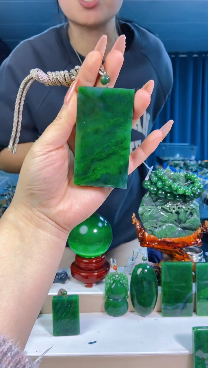 【闪购商品】和田玉挂件未镶嵌1