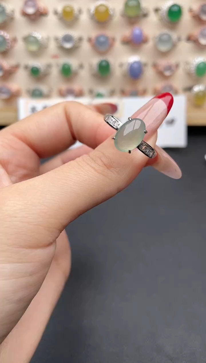 【闪购商品】翡翠戒指银S925镶嵌一物一证一礼盒