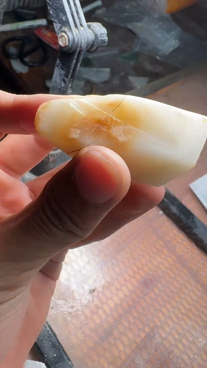 翡翠裸石天然缅甸A货翡翠