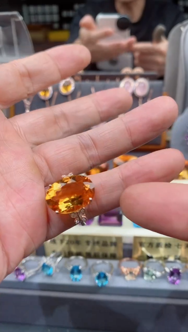 【闪购商品】黄晶戒子银S925镶嵌黄晶戒子