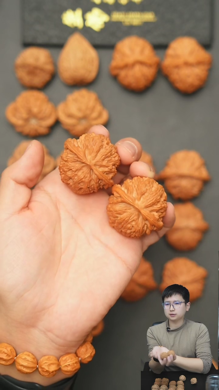 【闪购商品】文玩核桃把件苹果44