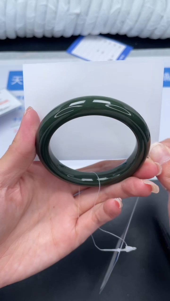 和田玉手镯未镶嵌328-57.0DB