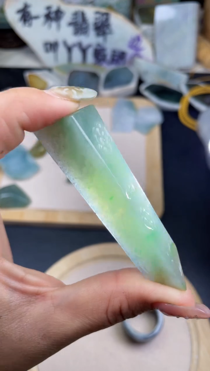 【闪购商品】翡翠颈饰未镶嵌缅甸天然翡翠76