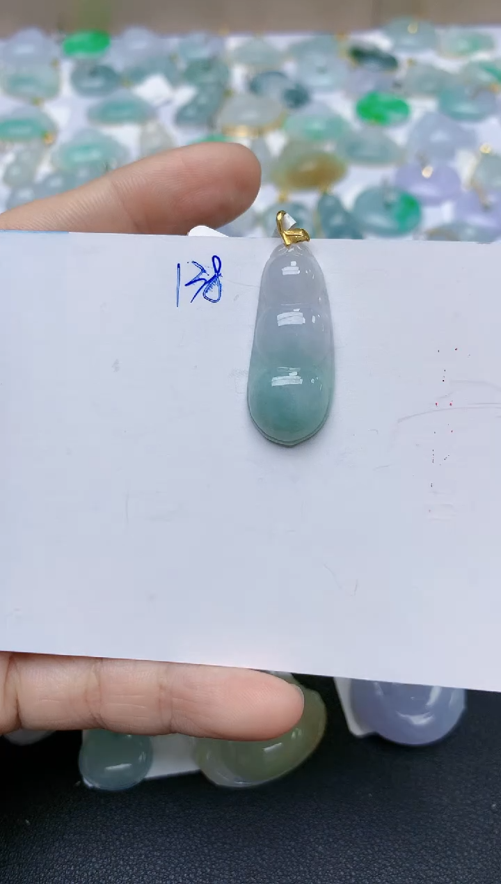【闪购商品】翡翠颈饰18K金镶嵌天然翡翠A货    