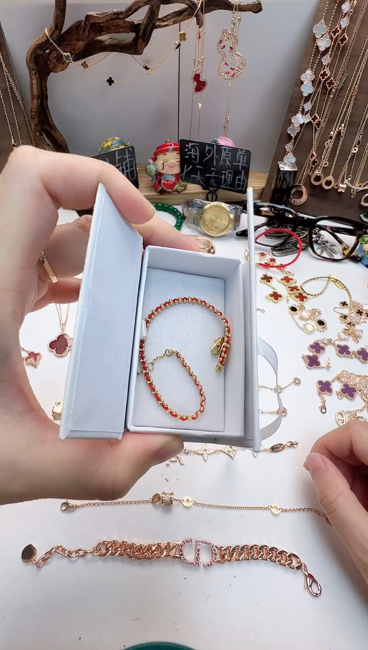 瓷片彧贤聚宝阁二号铺