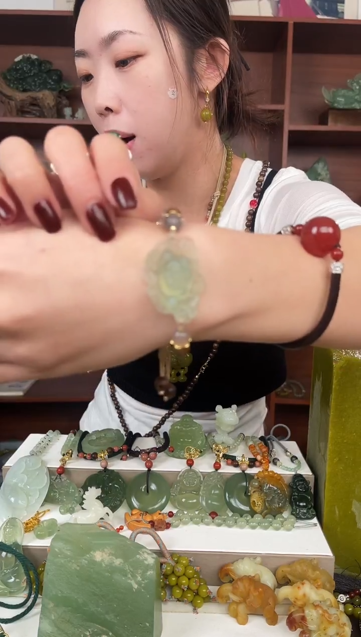 未镶嵌蛇纹石玉颈饰多样性发货拍一发一