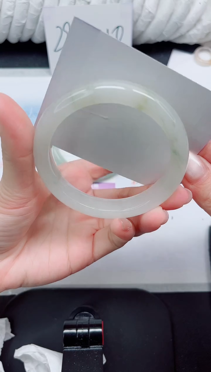 【闪购商品】石英质玉手镯未镶嵌229#58.6