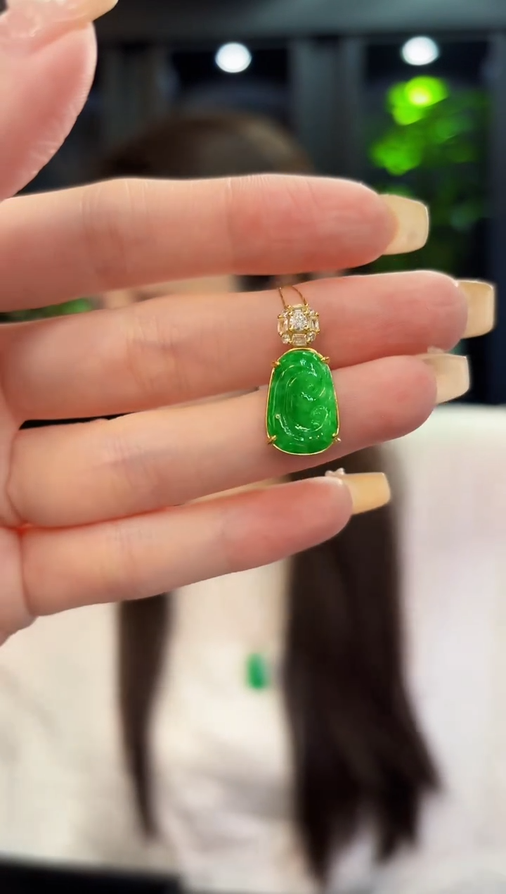 翡翠未镶嵌颈饰缅料A货/多样性发货/一件