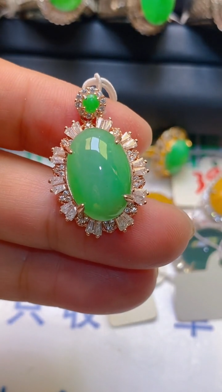 【闪购商品】翡翠耳饰银S925镶嵌天然A货翡翠1