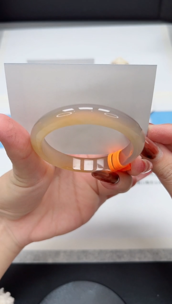 【闪购商品】玛瑙/玉髓手镯未镶嵌94/香槟55.2