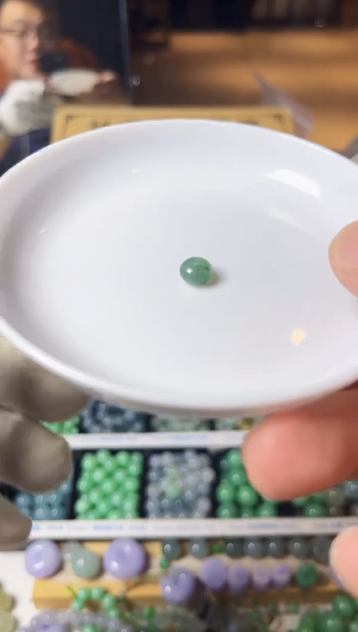 散珠翡翠青****购翡翠散珠